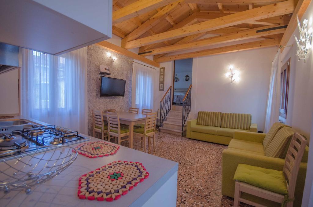 Ca' Pierre Apartment Venice Room photo