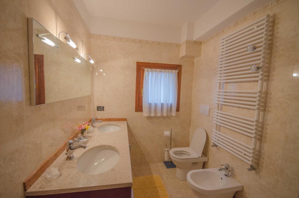 Ca' Pierre Apartment Venice Room photo