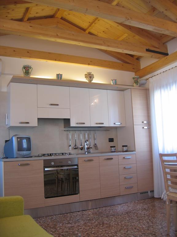 Ca' Pierre Apartment Venice Room photo